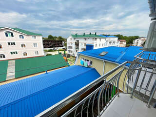 Гостиница Камена Анапа Люкс 3-х местный с балконом-8