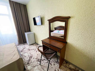 Гостиница Камена Анапа Люкс 2-х местный с балконом-4