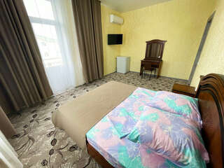 Гостиница Камена Анапа Люкс Семейный 2-х комнатный 5-ти местный с балконом-6