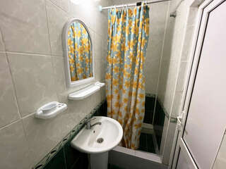 Гостиница Камена Анапа Стандарт Семейный 2-х комнатный 5-ти местный с террасой-6