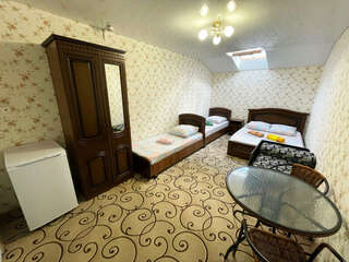 Гостиница Камена Анапа Мансардный Семейный 4-х местный-1